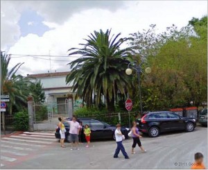 L'asilo di Piazza Bellavista, Cagnano Varano (foto Google Street View)