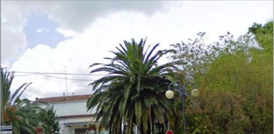 L'ex asilo di Piazza Bellavista, Cagnano Varano (foto Google Street View)